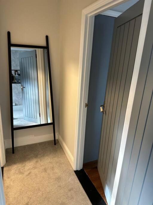 High Wycombe Centre- 2 Bed Flat Apartment Exterior photo